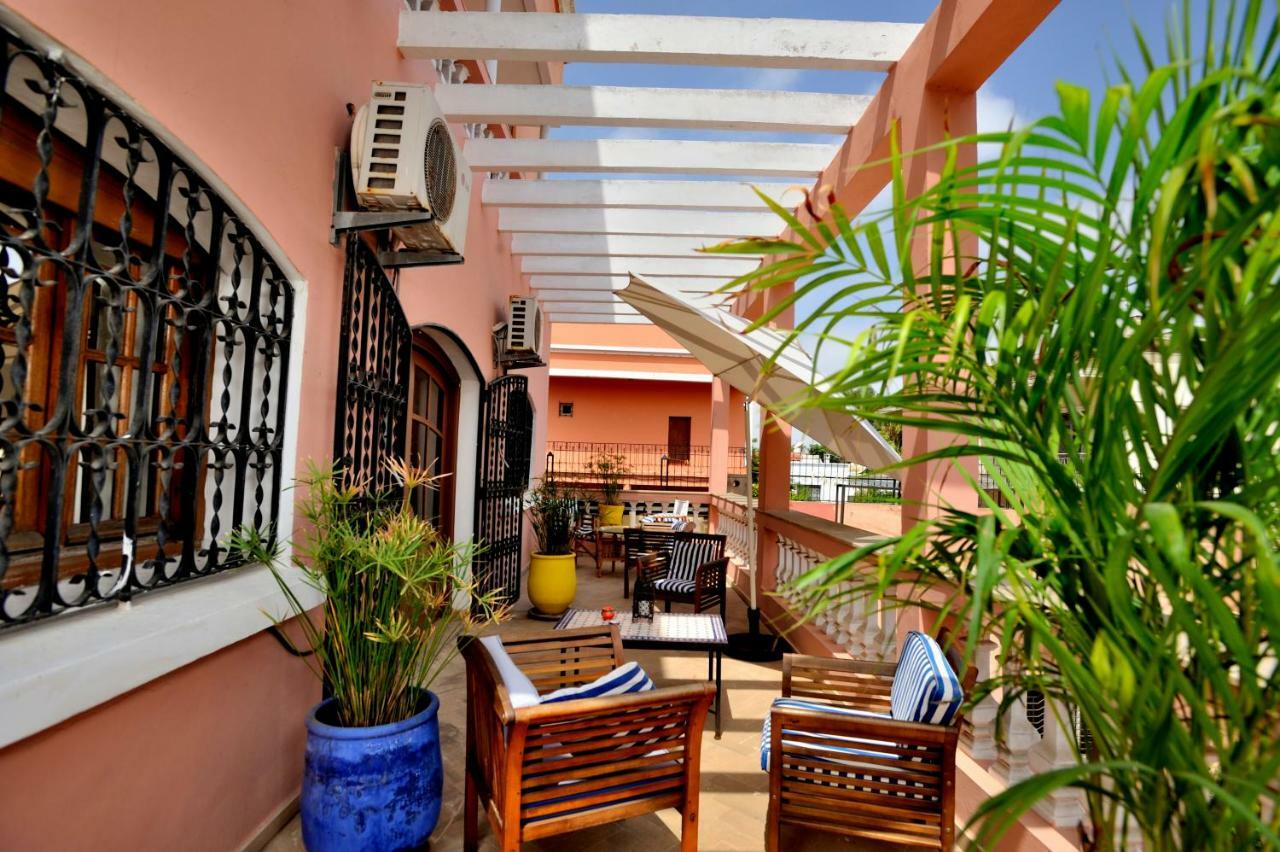 Pensión Lhostel A 2*