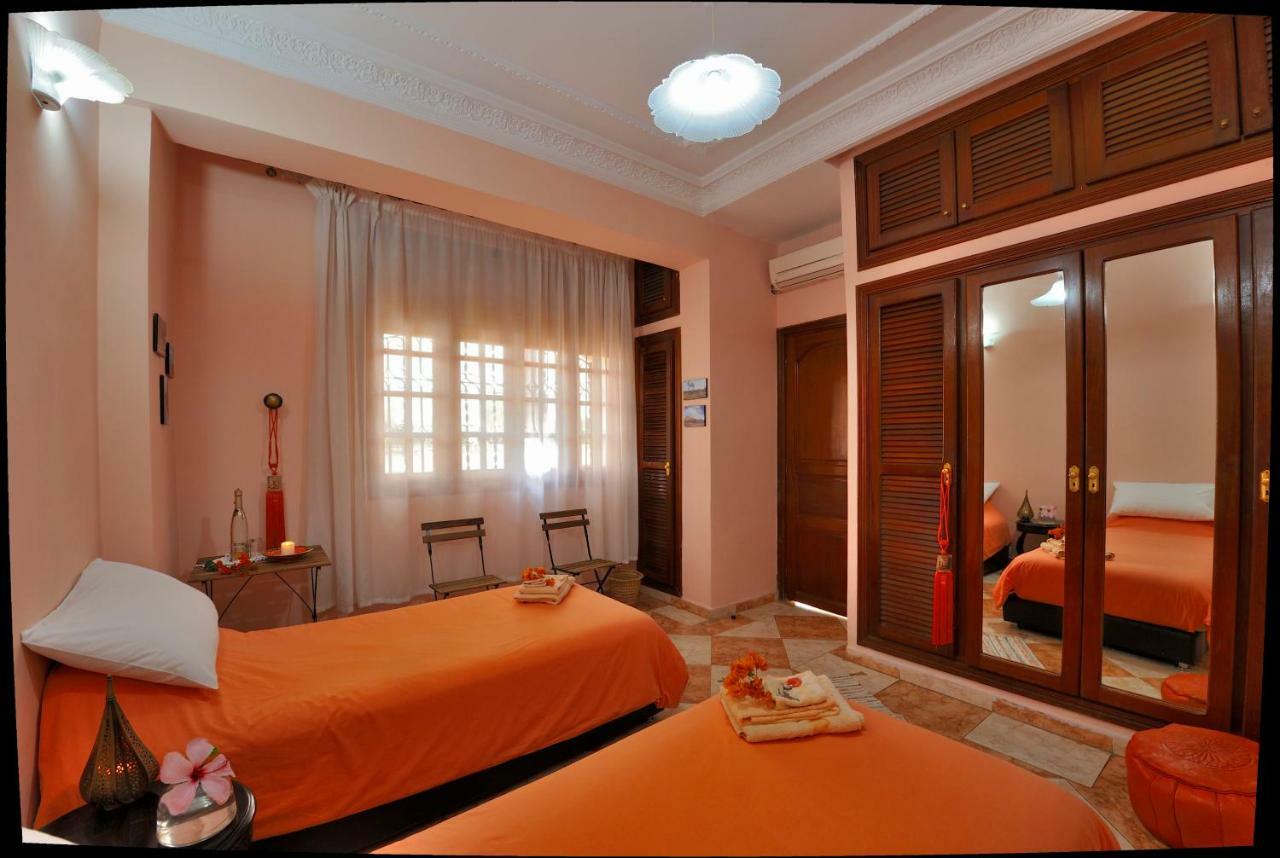 Lhostel A Casa Blanca