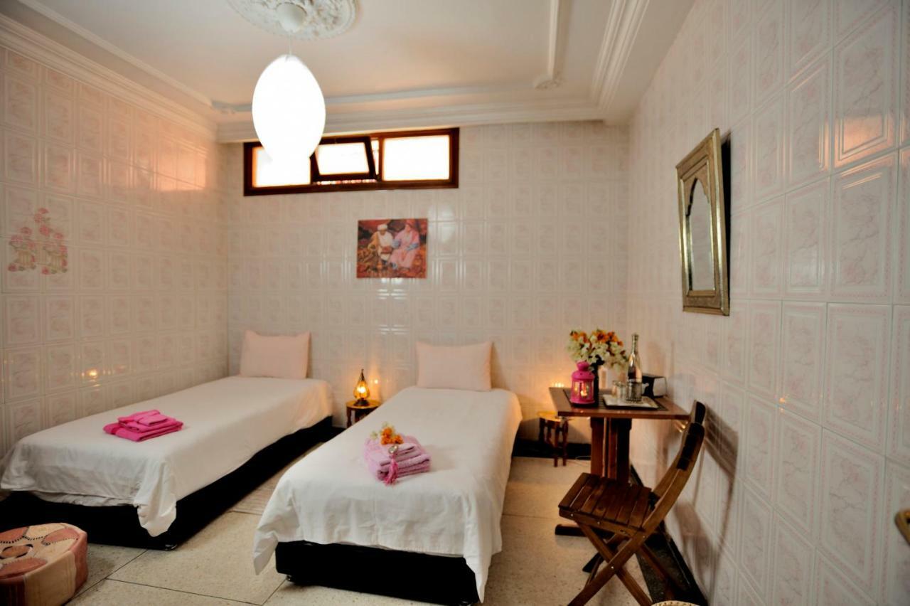 Lhostel A 2* Casa Blanca