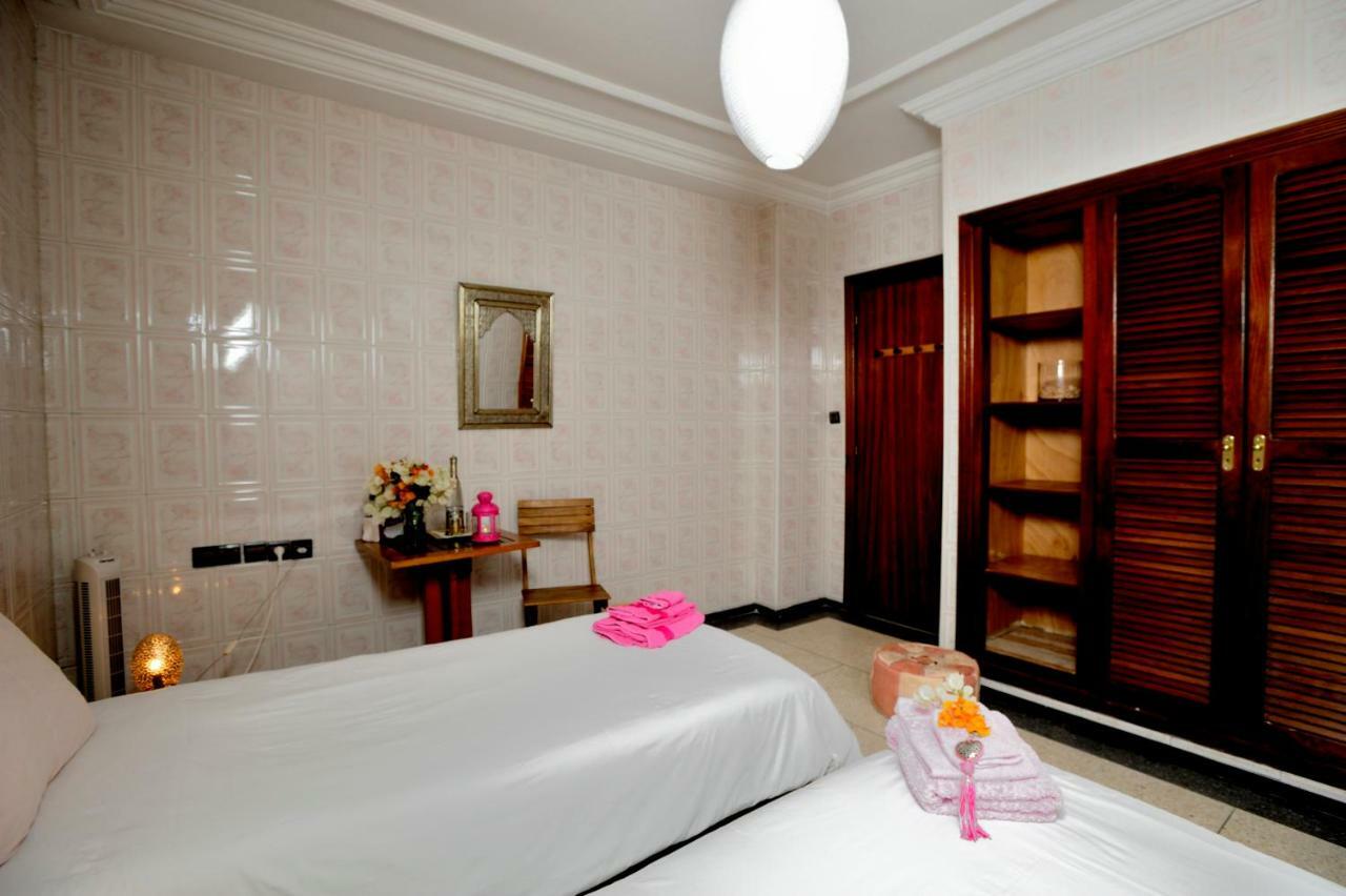 Lhostel A Pensión Casa Blanca